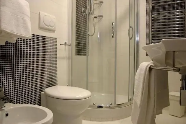 Standard Üç Kişilik Oda