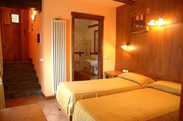 Standard Tek Büyük veya İki Ayrı Yataklı Oda