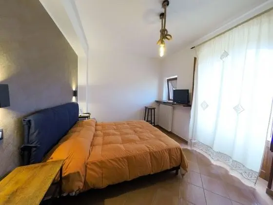 Panoramic Tek Büyük Yataklı Oda