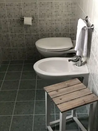 Panoramic Tek Büyük Yataklı Oda, Havuz Manzaralı (Stanza 2)