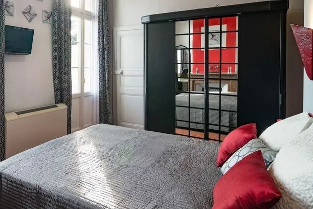 Deluxe Tek Büyük Yataklı Oda, Deniz Manzaralı
