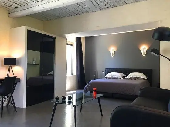 Tek Büyük Yataklı Oda (Le Ventoux)