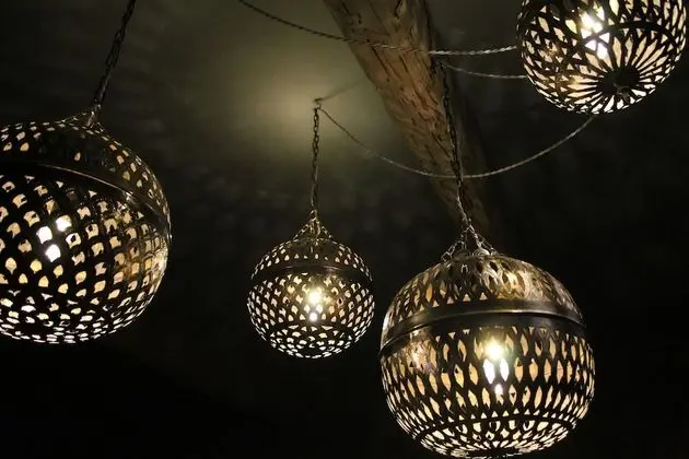 Üç Kişilik Oda (Fontaine)