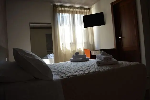 Tek Büyük veya İki Ayrı Yataklı Oda, Balkon