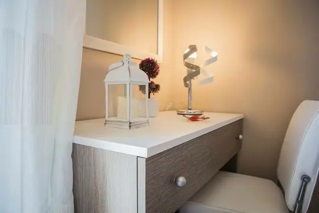 Deluxe Tek Büyük Yataklı Oda, Balkon, Deniz Manzaralı (Giunone)