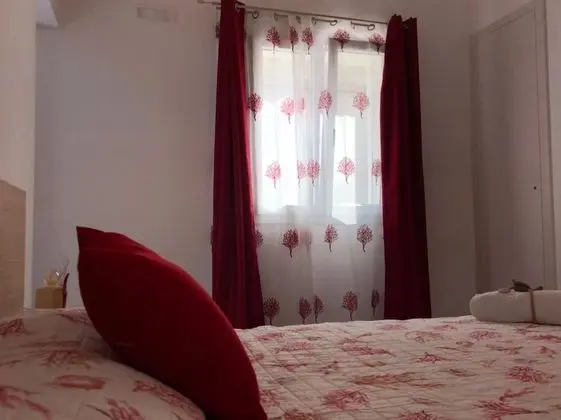 Üç Kişilik Oda