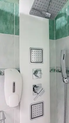 Classic Tek Büyük Yataklı Oda, 1 Büyük (Queen) Boy Yatak, Özel Banyo