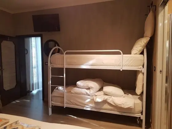 Dört Kişilik Oda, Birden Çok Yatak, Özel Banyo