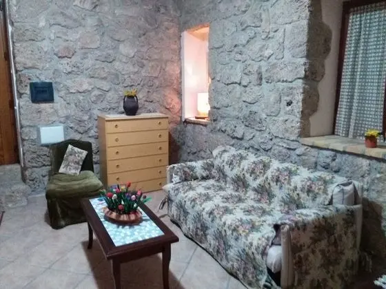 Apart Daire, 2 Yatak Odası, Mutfak (6 people and 1 infant)