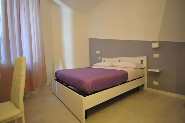 Basic Tek Büyük Yataklı Oda