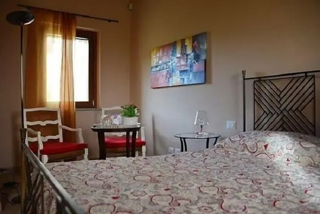 Romantic Tek Büyük Yataklı Oda, Havuz Manzaralı (Cane)