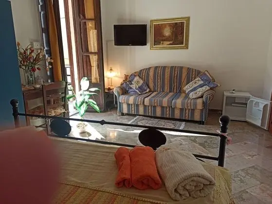 Standard Tek Büyük Yataklı Oda, Ortak Banyo
