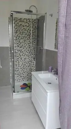 Tek Büyük Yataklı Oda, Banyolu/Duşlu, Şehir Manzaralı