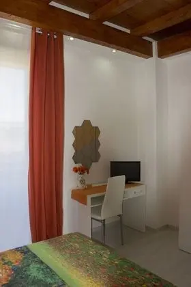 Tek Büyük Yataklı Oda, Banyolu/Duşlu, Şehir Manzaralı (External)