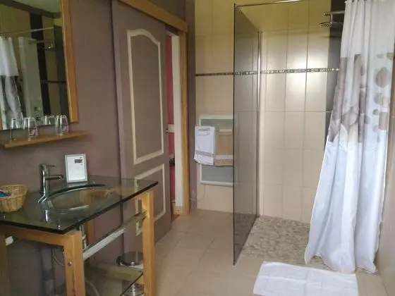 Tek Büyük Yataklı Oda (De la Comba)
