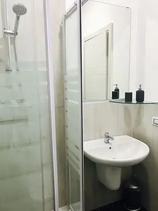 Tek Büyük Yataklı Oda, Balkon