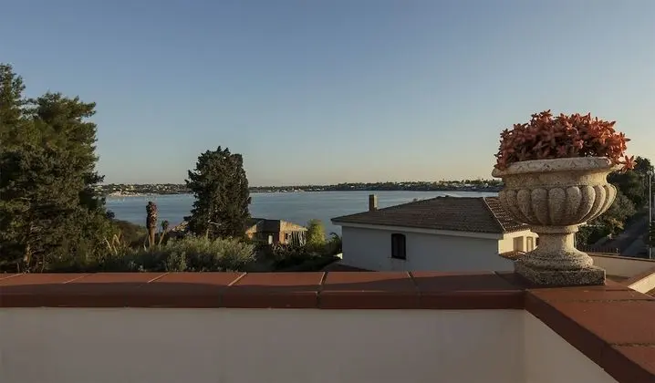 Tek Büyük Yataklı Oda, Deniz Manzaralı