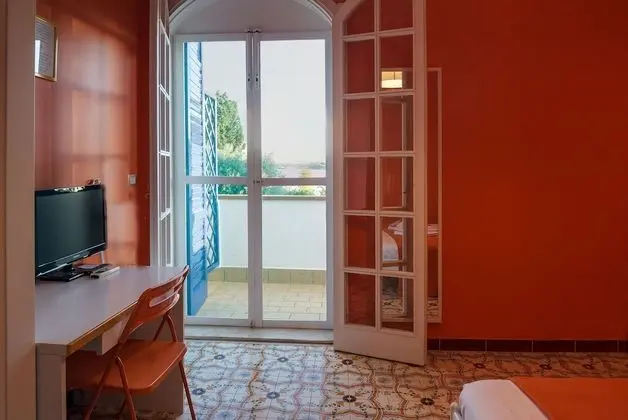Traditional Dört Kişilik Oda