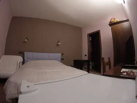 Comfort Tek Büyük veya İki Ayrı Yataklı Oda