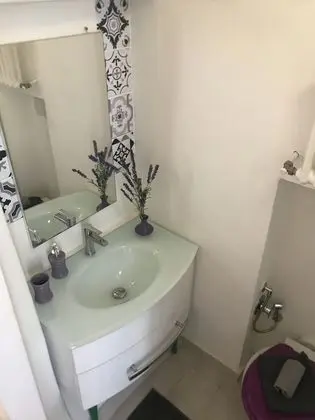 Tek Büyük Yataklı Oda, Balkon