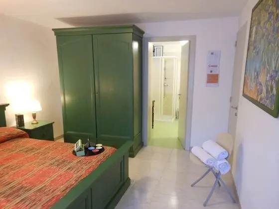 Üç Kişilik Oda