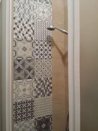 Tek Büyük veya İki Ayrı Yataklı Oda, Banyolu/Duşlu (Arancione)