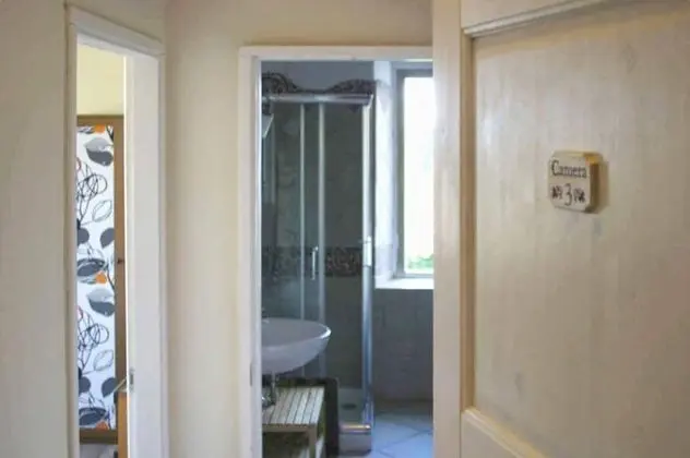 Tek Büyük Yataklı Oda, Banyolu/Duşlu (Rossa)