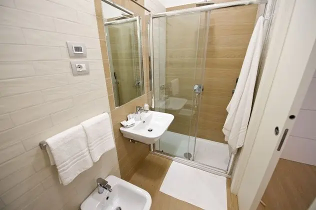 Deluxe Tek Büyük Yataklı Oda, Balkon