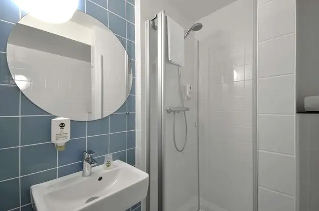 Dört Kişilik Oda