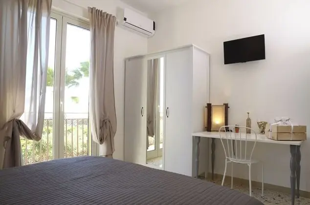 Tek Büyük Yataklı Oda, Balkon