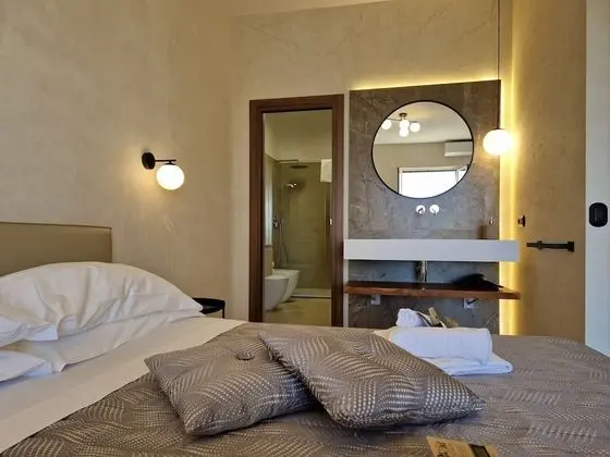 Üç Kişilik Oda, Balkon