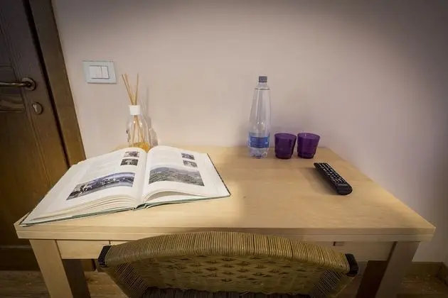 Comfort Tek Büyük veya İki Ayrı Yataklı Oda, 1 Yatak Odası, Özel Banyo, Zemin Kat