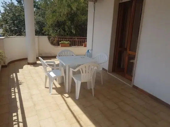Tek Büyük Yataklı Oda, Ortak Banyo