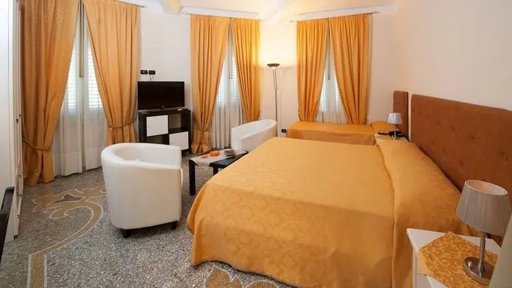 Comfort Üç Kişilik Oda