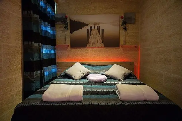 Tek Büyük Yataklı Oda