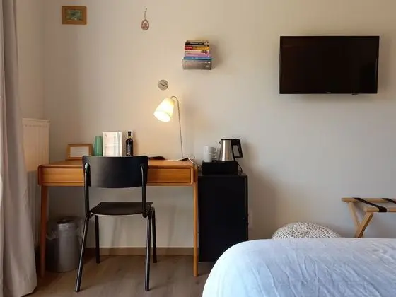 Tek Büyük Yataklı Oda, 1 Büyük (Queen) Boy Yatak, Engellilere Uygun (l'Isbelle)