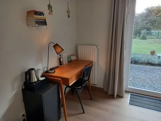 Tek Büyük Yataklı Oda, 1 Büyük (Queen) Boy Yatak (R. Lenoir)