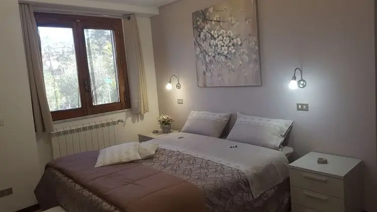 Basic Tek Büyük veya İki Ayrı Yataklı Oda