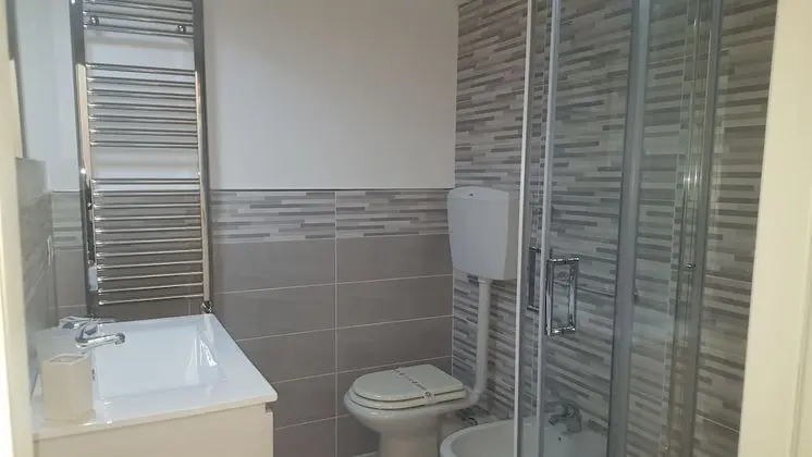 Basic Tek Büyük veya İki Ayrı Yataklı Oda