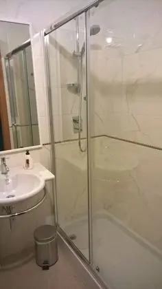 Tek Büyük Yataklı Oda, Balkon