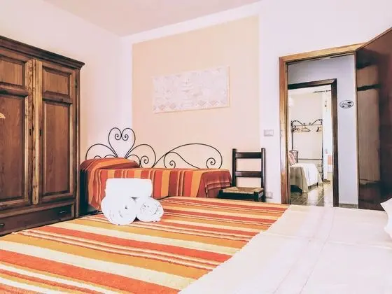 Üç Kişilik Oda (Private External Bathroom)