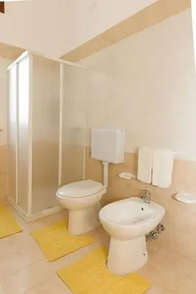 Dört Kişilik Oda, Birden Çok Yatak