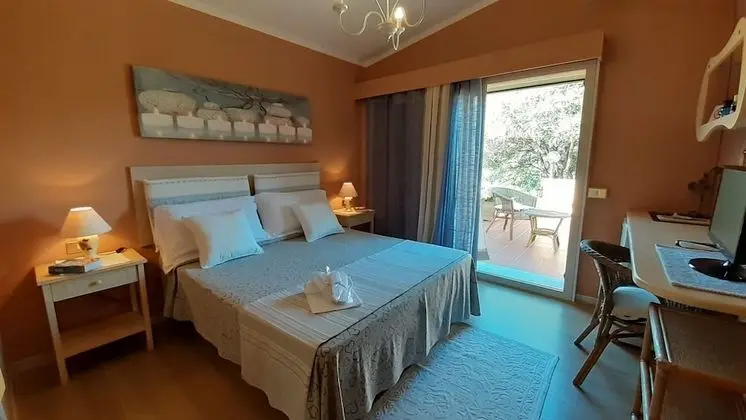 Romantic Tek Büyük Yataklı Oda, Bahçe Manzaralı