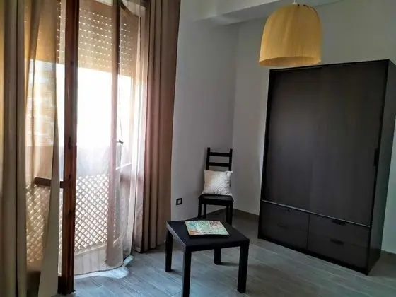 Standard Tek Büyük Yataklı Oda (Red)