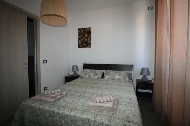 Standard Tek Büyük Yataklı Oda (Red)