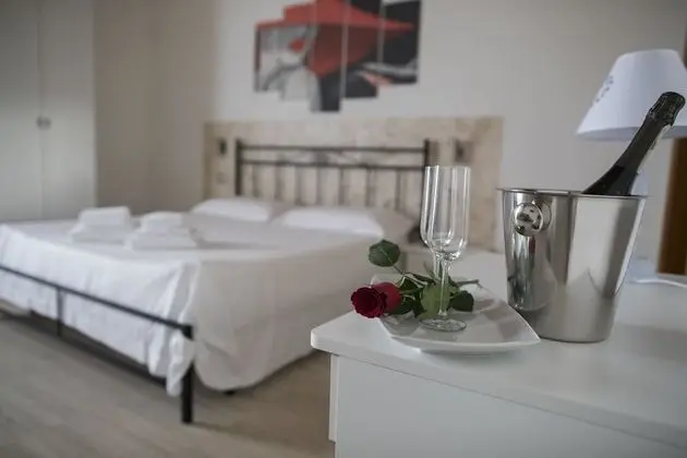 Superior Oda, Balkon