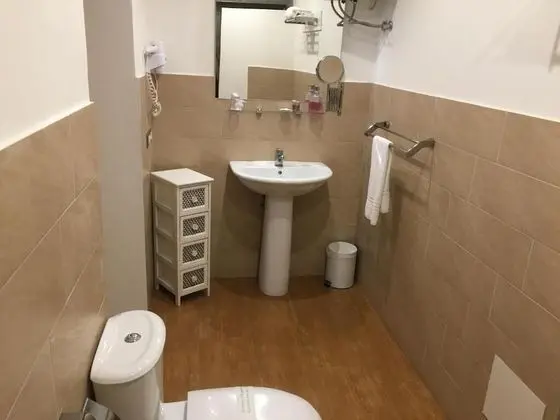 Superior Oda, Balkon