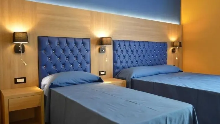 Deluxe Üç Kişilik Oda