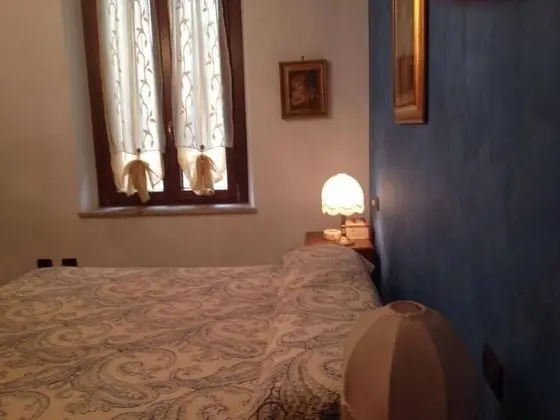 Comfort Tek Büyük veya İki Ayrı Yataklı Oda (Blue room)