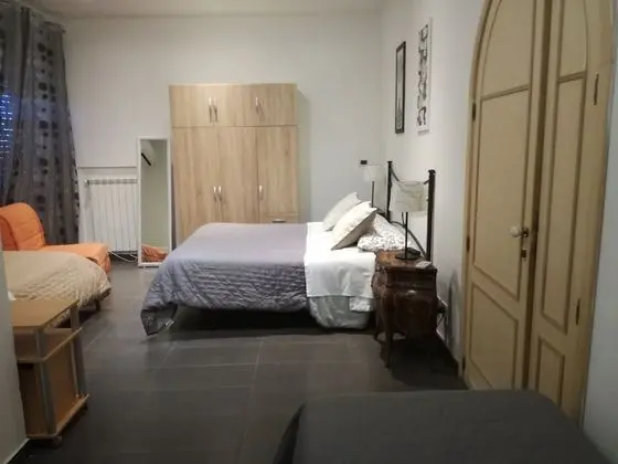 Dört Kişilik Oda, Bahçe Manzaralı